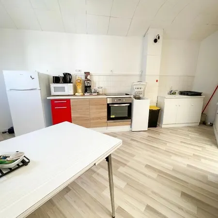 Holiday home Maison Avec Garage - Centre - - 6 Pers Royan