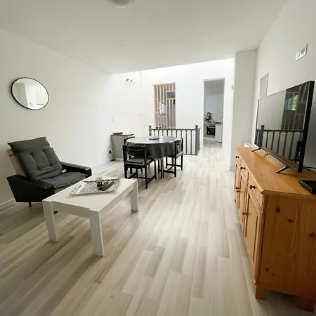Maison Avec Garage - Centre - - 6 Pers Holiday home Royan